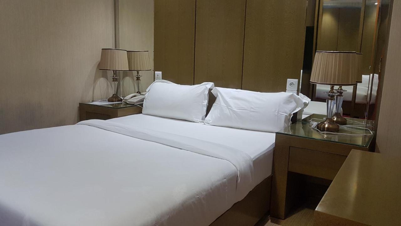 Edmond Hotel Brazzaville Kültér fotó