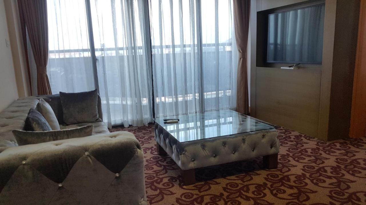 Edmond Hotel Brazzaville Kültér fotó