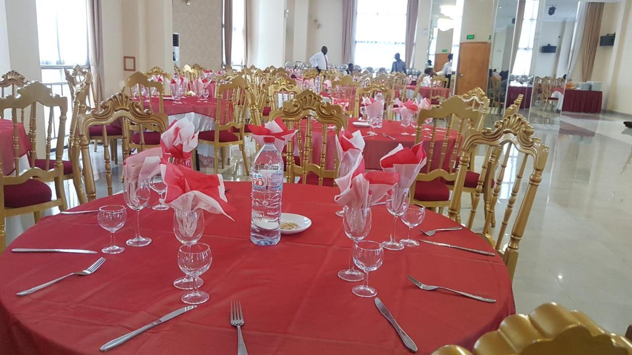 Edmond Hotel Brazzaville Kültér fotó